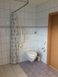 Behindertengerechte Toilette im Ferienhaus Schmugglerpatt Südlohn